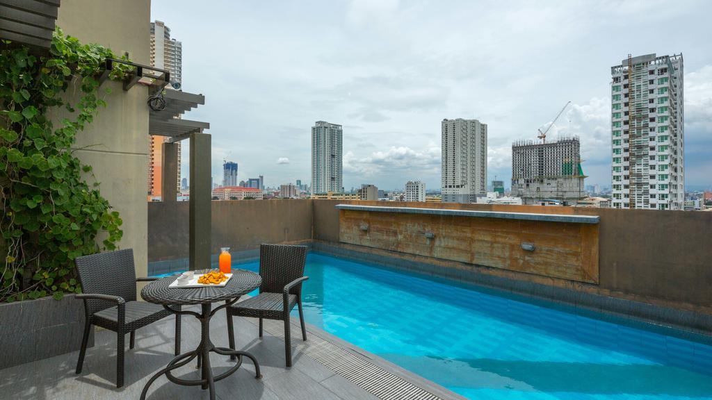 V Hotel Manila Dış mekan fotoğraf