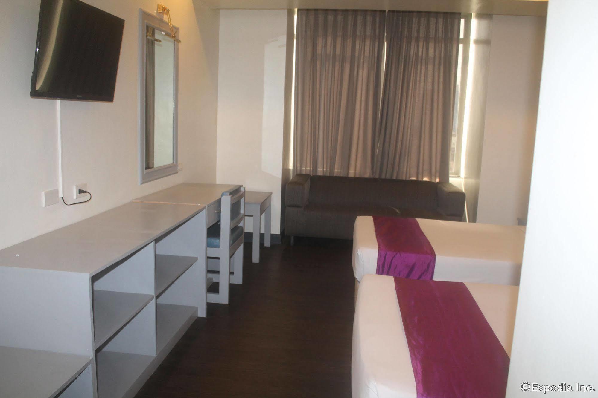 V Hotel Manila Dış mekan fotoğraf