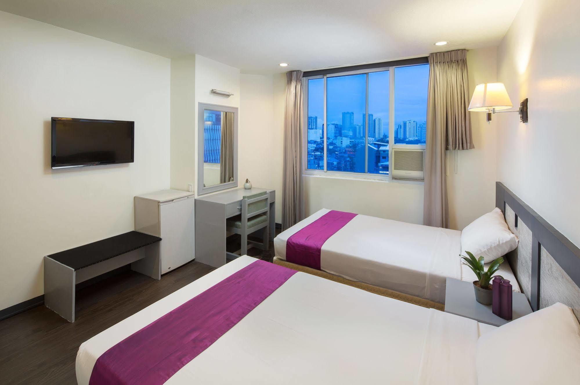 V Hotel Manila Dış mekan fotoğraf